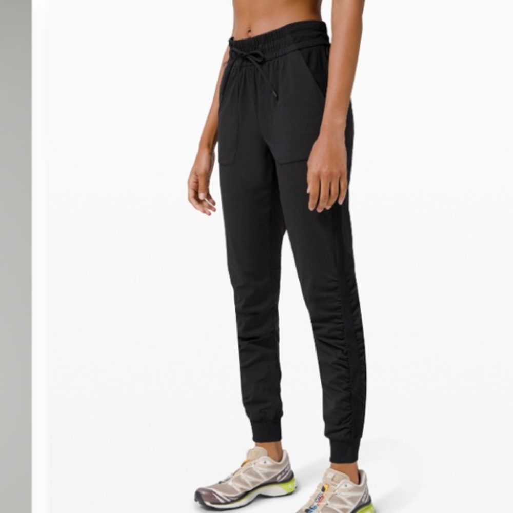 Lululemon High Rise Jogger